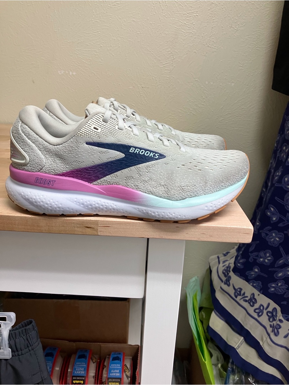 Brooks Ghost Women's Running Shoes - Light Gray with Pink & Teal Accents